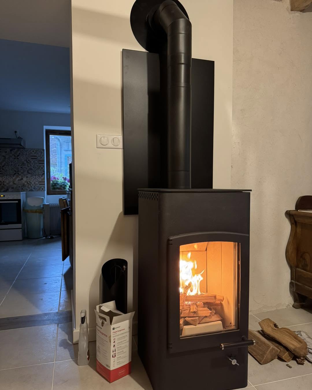 Nouvelle installation : poêle Austroflamm Lucy Cook